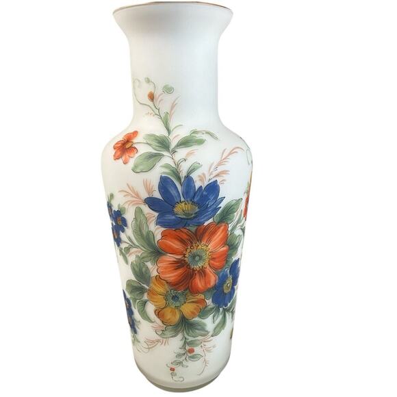 Satin Red Glass Vase Made in Italy Beautiful Floral Print Country Cottage - Picture 5 of 12